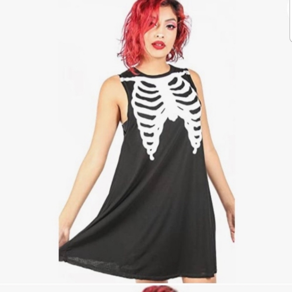 IRON FIST TRAPEZE TANK DRESS BLACK / WHITE NEW!
